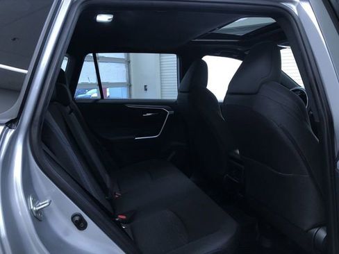 Certified 2023 Toyota RAV4 SE image 21