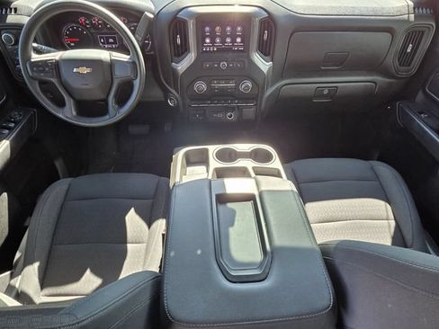 Used 2024 Chevrolet Silverado 2500 Custom w/ Custom Convenience Package AWD/4WD image 10