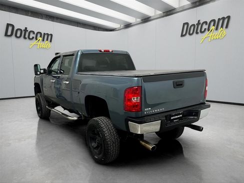 Used 2012 Chevrolet Silverado 2500 LT w/ Snow Plow Prep Package AWD/4WD image 6