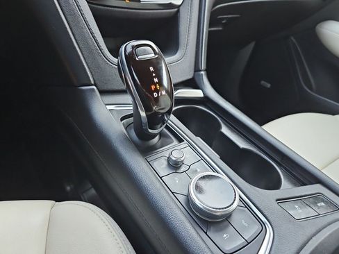 Used 2020 Cadillac XT6 Sport AWD/4WD image 11