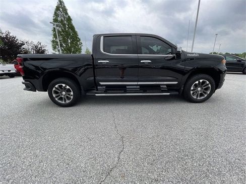 Certified 2024 Chevrolet Silverado 1500 High Country w/ Technology Package image 30