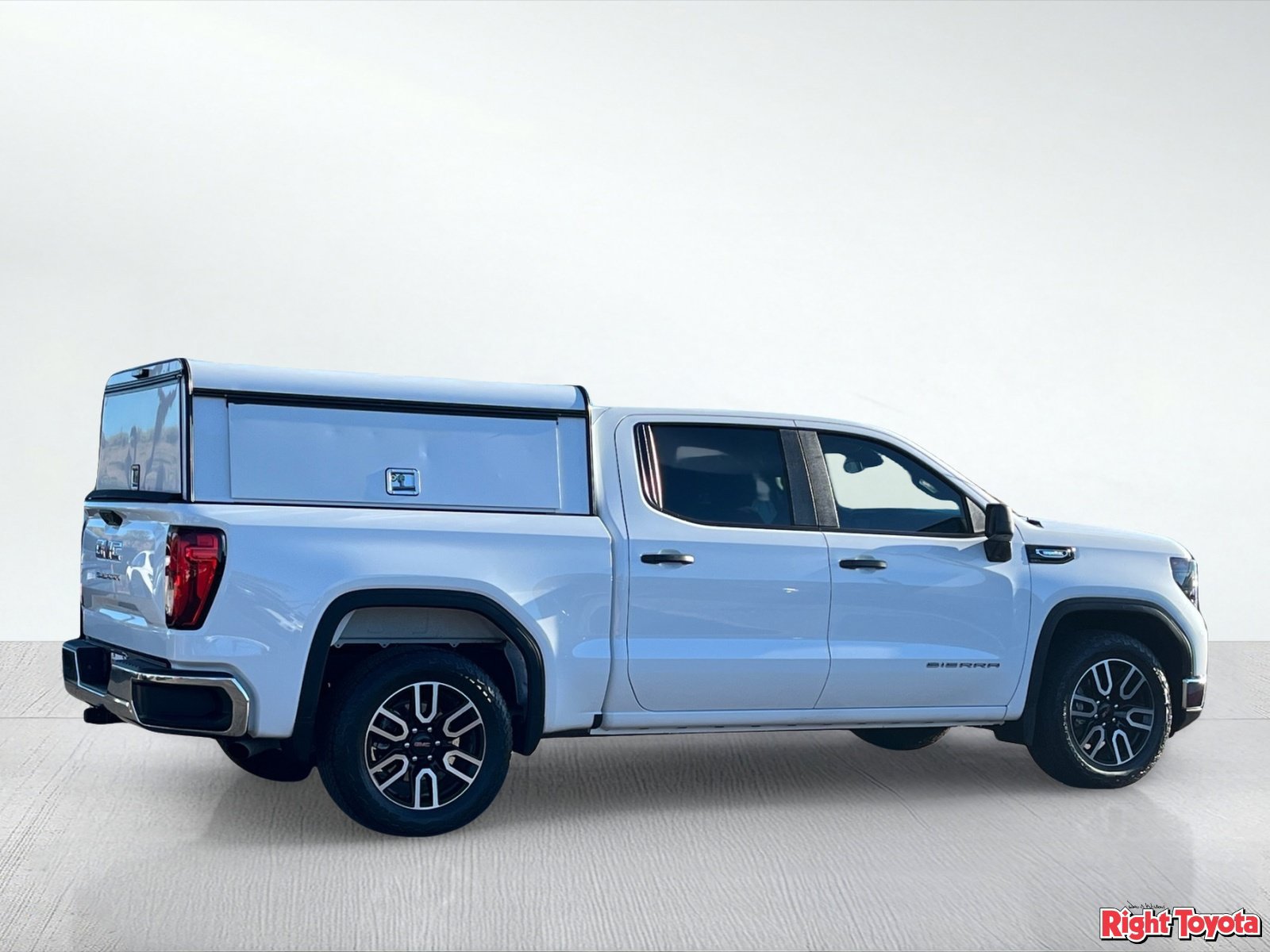 Used 2026 GMC Sierra 1500 Pro w/ Pro Value Package RWD image 5