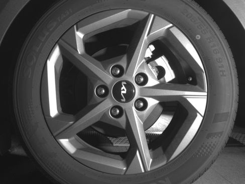 Used 2025 Kia K4 LXS image 14