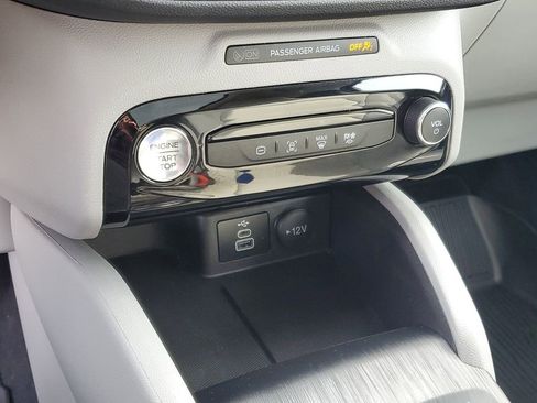 Certified 2024 Ford Escape SE w/ Class II Trailer Tow Package image 23