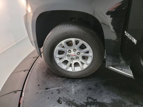 Used 2020 GMC Yukon SLT AWD/4WD image 30