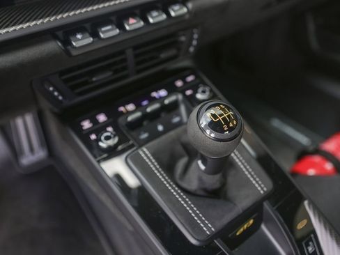Certified 2026 Porsche 911 GT3 w/ Weissach Package RWD image 35