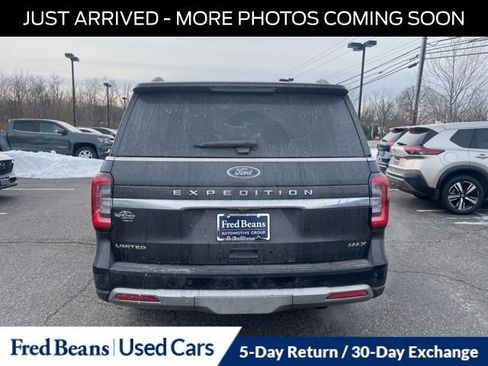 Used 2022 Ford Expedition Max Limited image 4