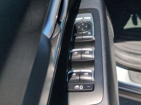 Used 2022 Kia Telluride S FWD image 16