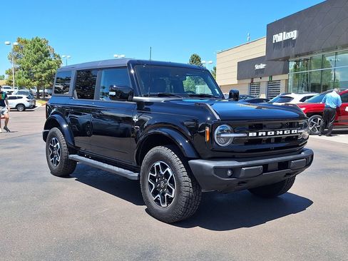 Used 2024 Ford Bronco Outer Banks AWD/4WD image 1