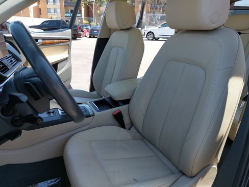 Used 2018 Audi Q5 Premium Plus w/ Premium Plus Package AWD/4WD image 15