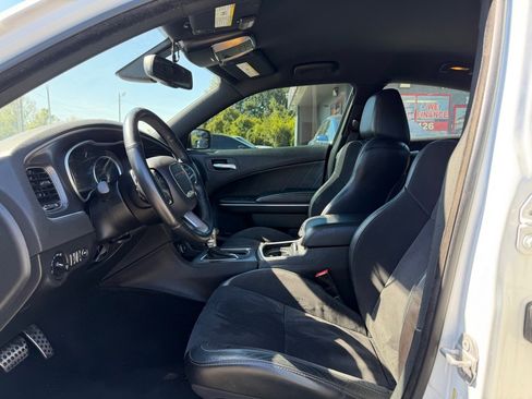 Used 2016 Dodge Charger R/T Scat Pack w/ Beats Audio Group image 6