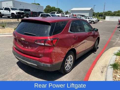 Used 2023 Chevrolet Equinox LT FWD image 3