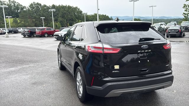 Used 2024 Ford Edge SEL AWD/4WD image 9