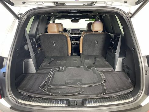 Used 2020 Kia Telluride SX w/ SX Prestige Package AWD/4WD image 18