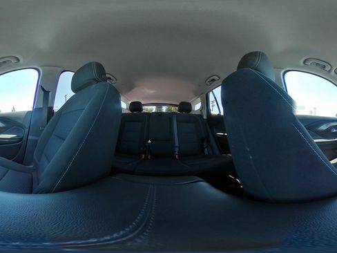 Used 2024 GMC Terrain SLE FWD image 41