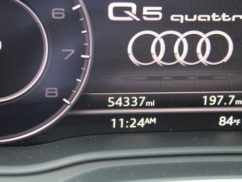 Used 2019 Audi Q5 2.0T Premium Plus w/ Premium Plus Package AWD/4WD image 9