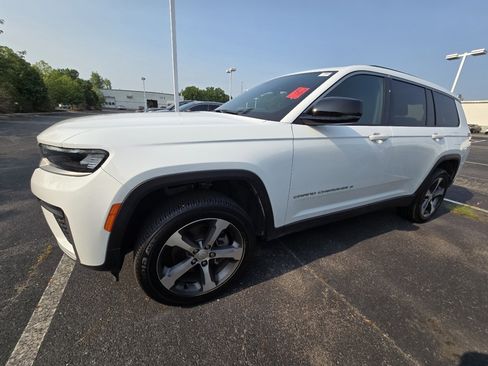 Used 2026 Jeep Grand Cherokee L Limited AWD/4WD image 4