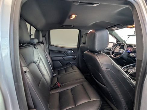 Used 2023 Chevrolet Colorado LT w/ LT Convenience Package image 14