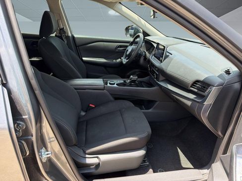 Used 2024 Nissan Rogue S AWD/4WD image 23