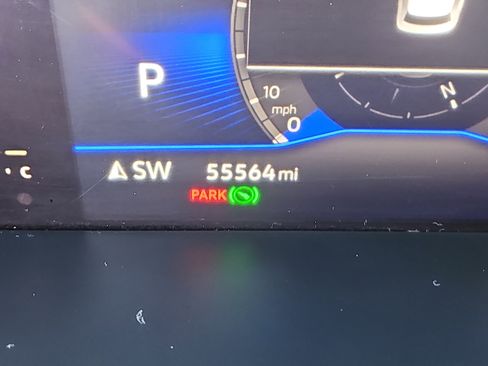 Certified 2022 Volkswagen Tiguan SE image 7