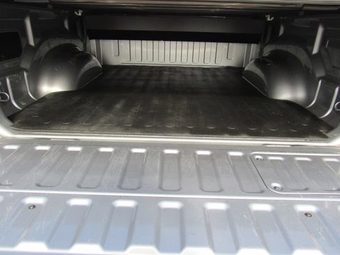 Used 2025 RAM 1500 Laramie w/ Night Edition AWD/4WD image 18