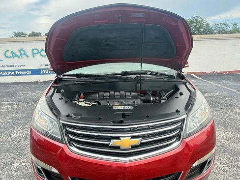 Used 2014 Chevrolet Traverse LT FWD image 19