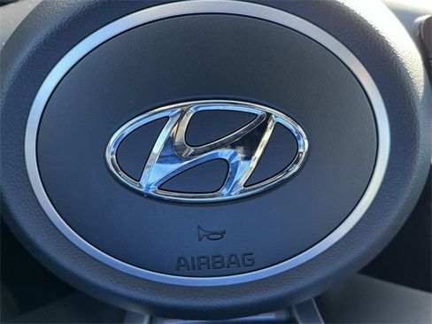 Used 2023 Hyundai Tucson Limited image 34