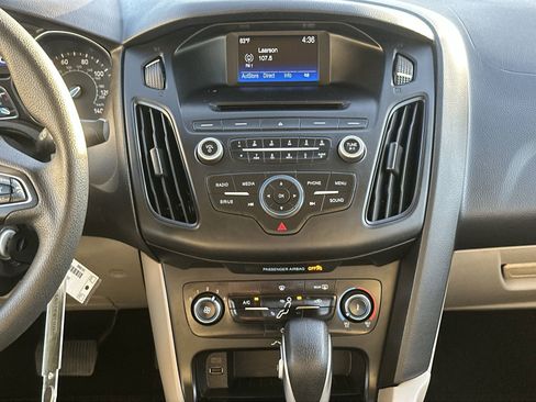 Used 2017 Ford Focus SE image 25