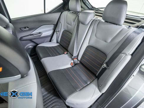 Used 2023 Nissan Kicks SR w/ SR Premium Package FWD image 31