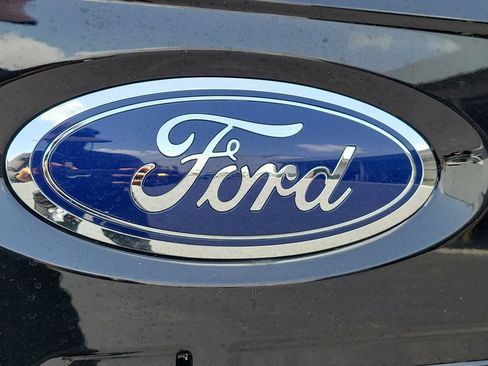 Used 2023 Ford F150 XLT w/ Equipment Group 302A High RWD image 8