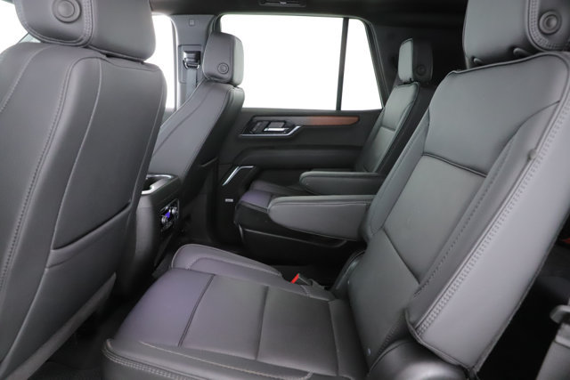 Used 2026 GMC Yukon Denali w/ Sun & Power Step Package AWD/4WD image 30