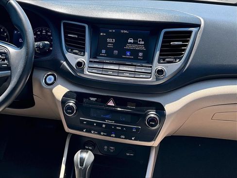 Used 2018 Hyundai Tucson Value FWD image 7