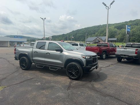 Used 2024 Chevrolet Colorado Trail Boss AWD/4WD image 1
