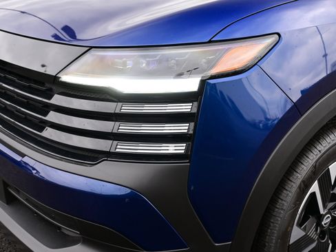 New 2026 Nissan Kicks SV image 11