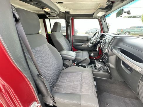 Used 2012 Jeep Wrangler Unlimited Sport AWD/4WD image 24
