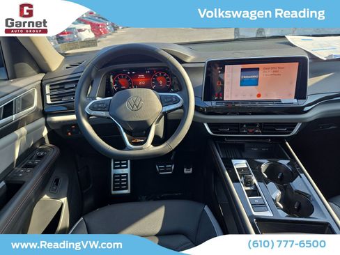 New 2026 Volkswagen Atlas Peak Edition image 16
