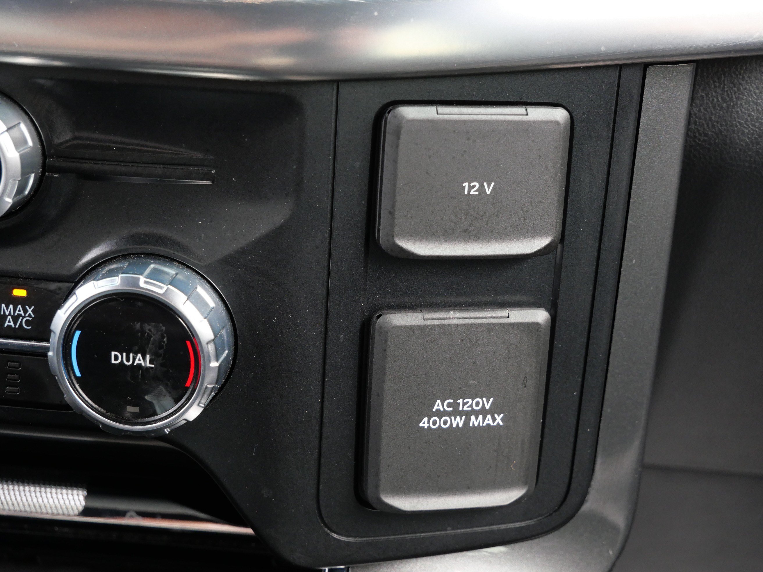 Certified 2023 Ford F150 Lariat w/ Equipment Group 502A High AWD/4WD image 32