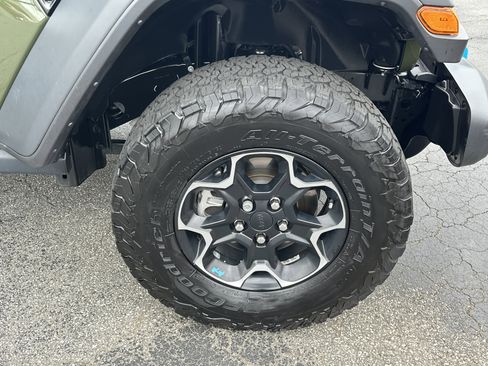 Used 2023 Jeep Wrangler Unlimited Rubicon 4xe w/ Safety Group image 16