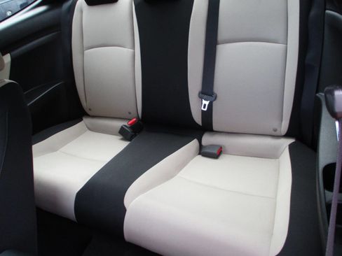 Used 2017 Honda Civic LX image 6