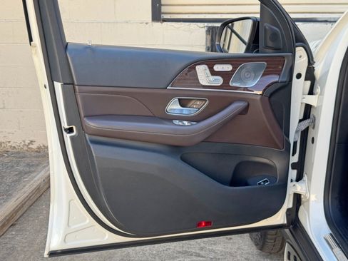 Used 2022 Mercedes-Benz GLS 580 4MATIC image 53