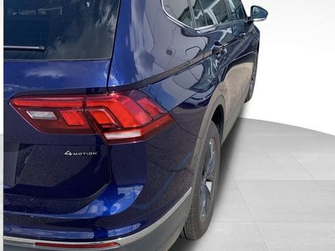 Used 2024 Volkswagen Tiguan SE AWD/4WD image 6