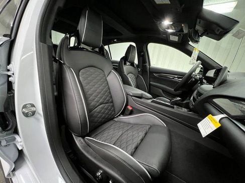 New 2026 Cadillac CT5 V Blackwing w/ Carbon Fiber 2 Package image 17