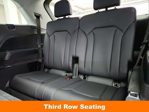 Used 2023 Audi Q7 3.0T Premium Plus AWD/4WD image 27