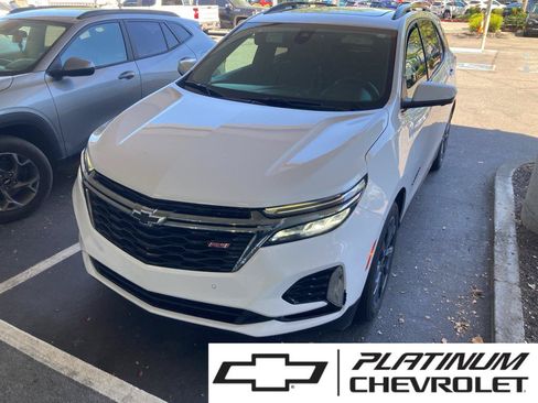 Used 2022 Chevrolet Equinox RS w/ RS Leather Package FWD image 1