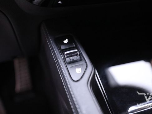 Used 2022 Kia Telluride SX w/ SX Prestige Package image 27