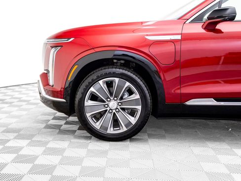 New 2026 Cadillac Vistiq Luxury w/ LPO, Floor Liner Package image 36