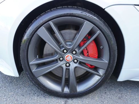Used 2017 Jaguar F-TYPE S British Design Edition RWD image 28
