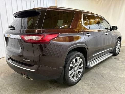 Used 2020 Chevrolet Traverse Premier w/ LPO, Floor Liner Package FWD image 5