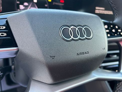 New 2025 Audi Q5 Premium Plus image 22