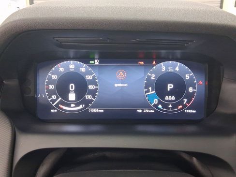 New 2025 Land Rover Discovery Sport Dynamic SE image 17